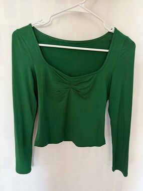 Green Long-Sleeve Scoop Neck Top